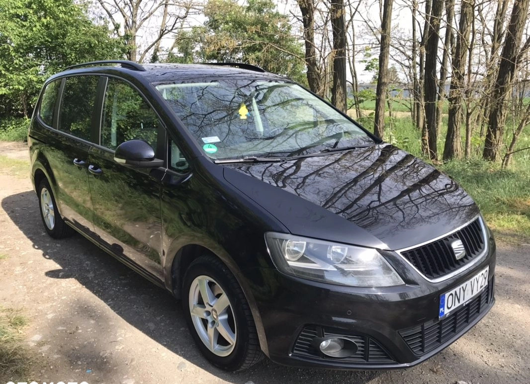 Seat Alhambra cena 29500 przebieg: 300000, rok produkcji 2010 z Paczków małe 562